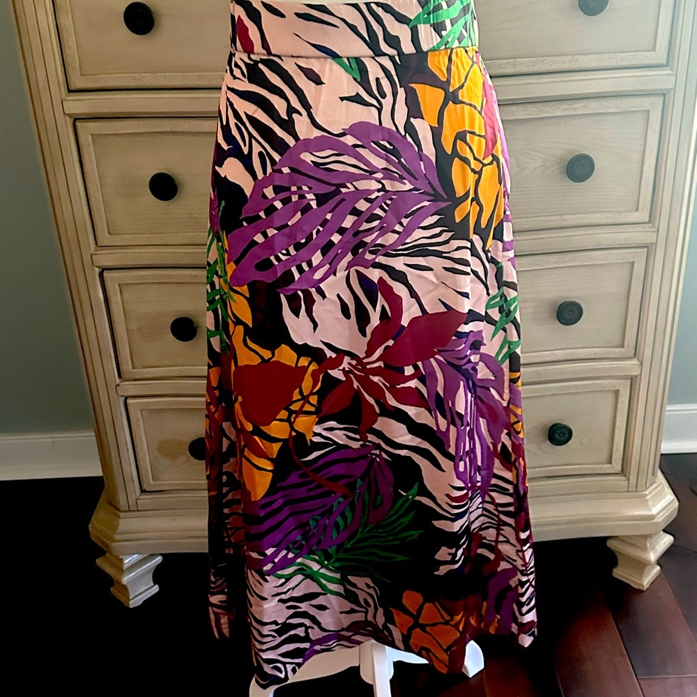 Umgee long floral silk skirt, new!